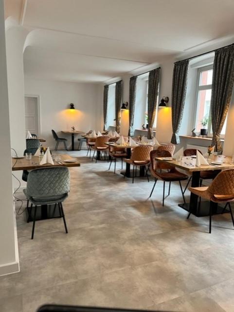 Hotel Rhodter Adler Rhodt unter Rietburg Bagian luar foto